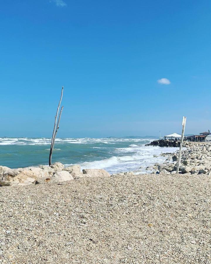 מונטמרצ'יאנו Brezza Affittacamere מראה חיצוני תמונה